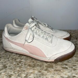 5‎ for $25🔥PUMA Pink/White Suede Sneakers Size 10